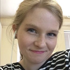 Meet your Posher, Lily